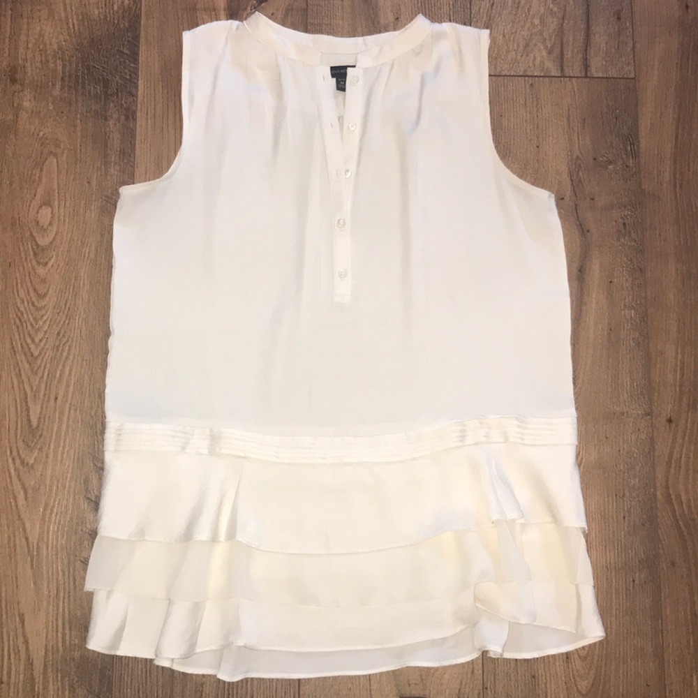 Banana Republic drop waist sleeveless blouse